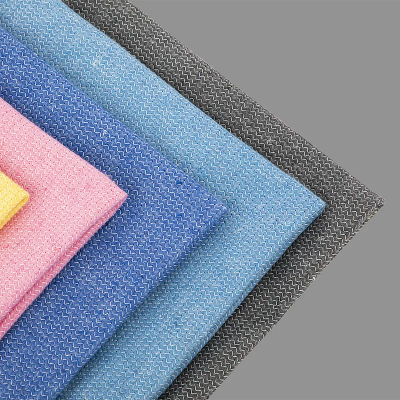 Welchen Einfluss hat die elektrostatische Adsorption auf die Bodenreinigung?
